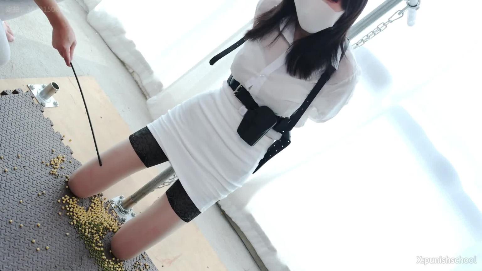 【惩戒学园】调教女搜查上 折磨 跪刑 虐足 凌辱 女搜查 蒙眼 堵嘴 预览截图 5
