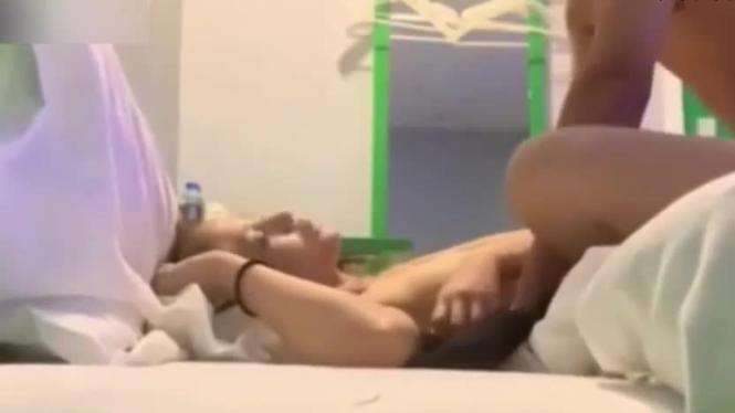 3徐州新娘【刘雅婷】出轨门,新婚没几天就吃上婚纱照摄影师鸡巴 预览截图 10