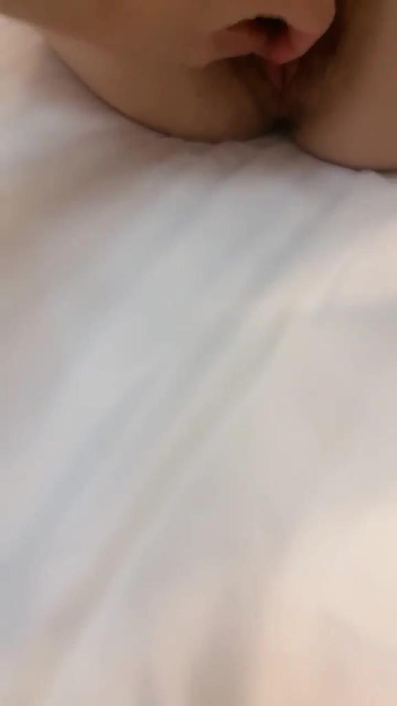 新人大学校花女神新婚燕尔被渣男无套操弄 预览截图 7