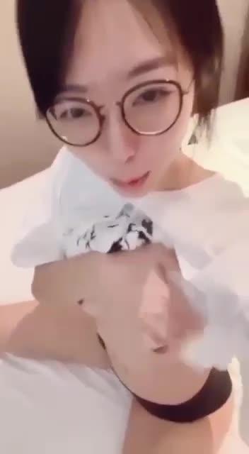 【前女友系列】清纯的外表下 是个饥渴的御姐 预览截图 12