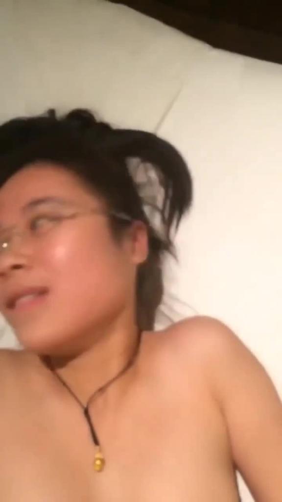 【吃瓜勐料】天津美术学院学生妹【赵琳琳】被渣男玩弄视频曝光流出 预览截图 11