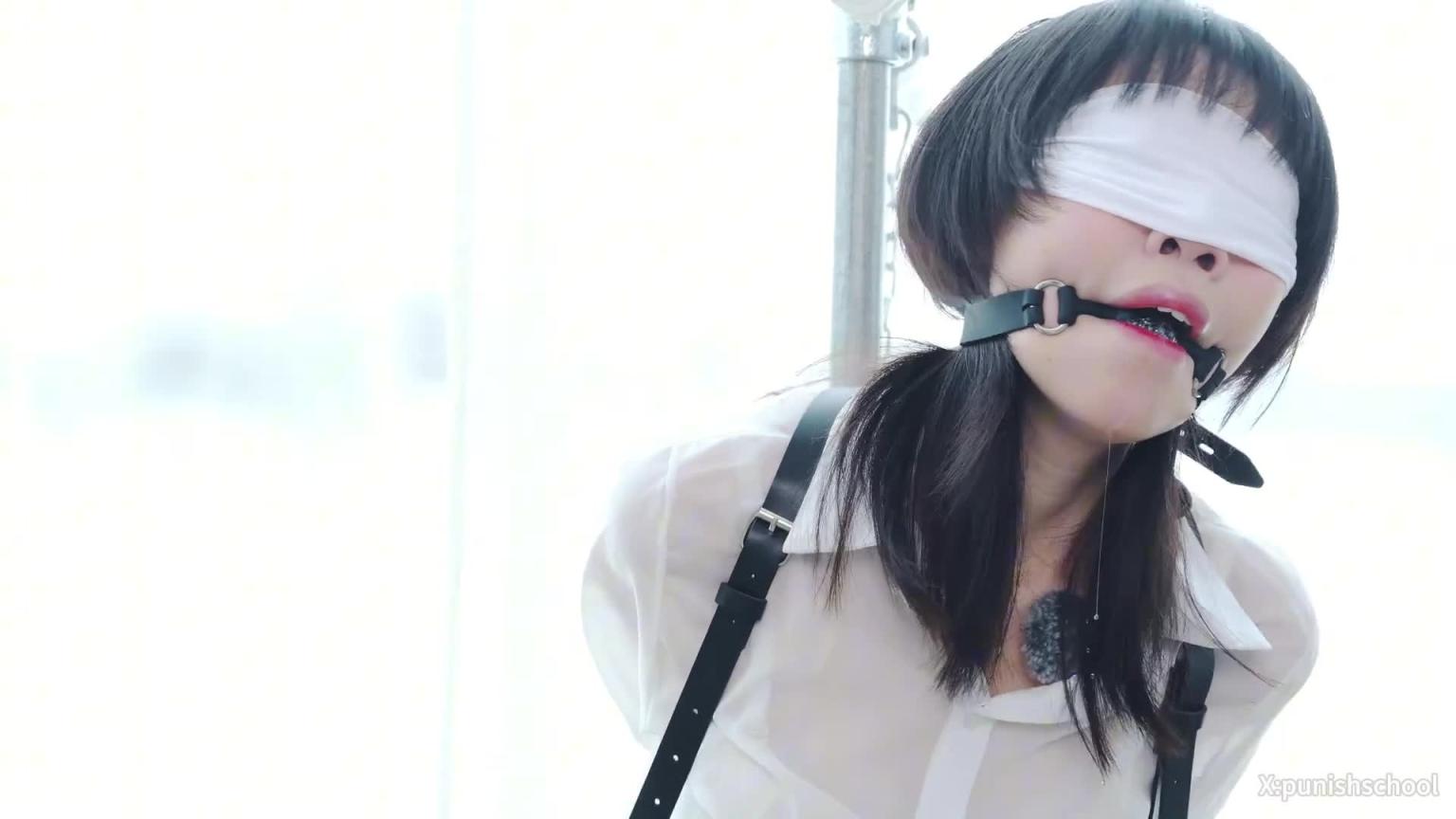 【惩戒学园】调教女搜查上 折磨 跪刑 虐足 凌辱 女搜查 蒙眼 堵嘴 预览截图 12