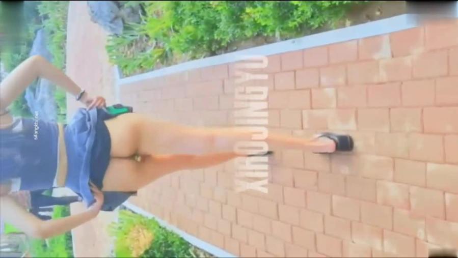 清纯甜美女神小鲸鱼然清凉夏天穿着JK短裙，屁眼塞着肛珠 预览截图 4