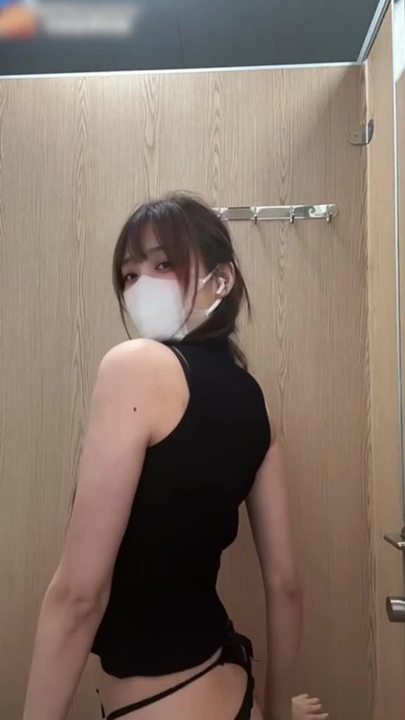 顶级颜值骚货 为什么会有这么骚的女孩 预览截图 7
