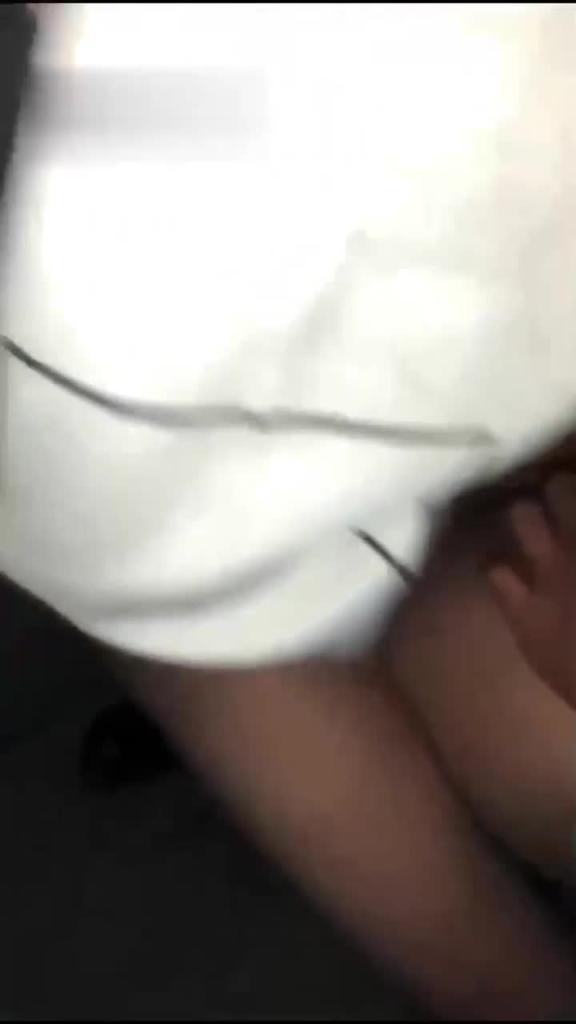 【惊天大瓜】峰峰矿区公园中学生轮奸事件!三个男孩轮奸女同学。 预览截图 1