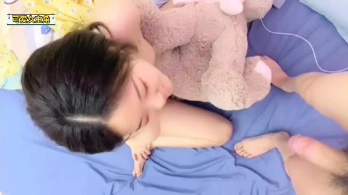 妹妹被操的爽翻天!哥哥要不要射在里面 预览截图 12