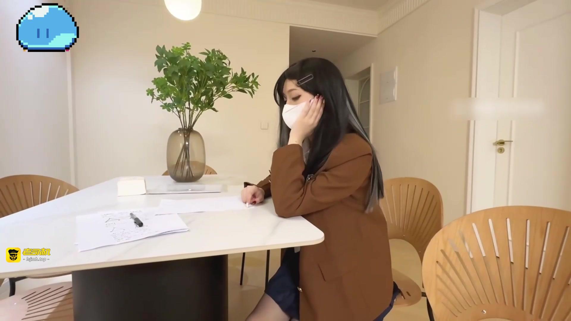 【美乳jk】迷奸补课学生妹,变态老师轻调教黑丝嫩妹,强插内射中出 预览截图 1
