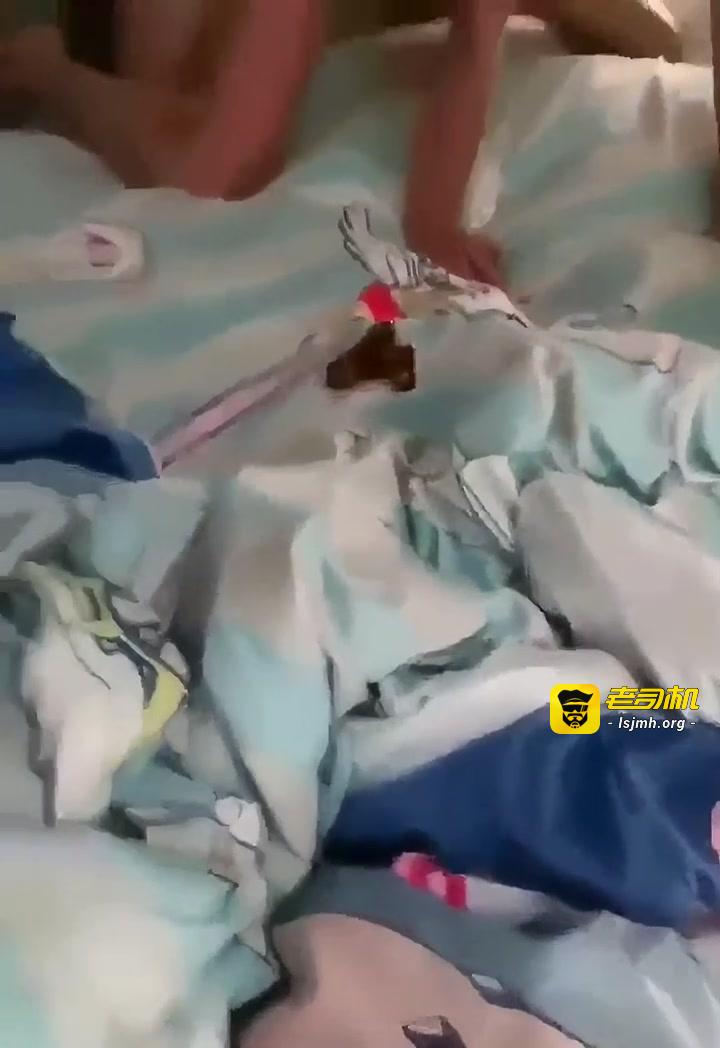 把女友带给兄弟操 预览截图 1