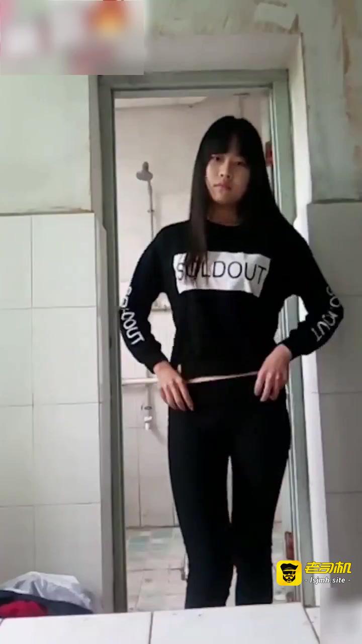 【网曝大瓜】洛阳第一职高时间 女生发给男友私密视频被流出表情真淫荡 预览截图 4