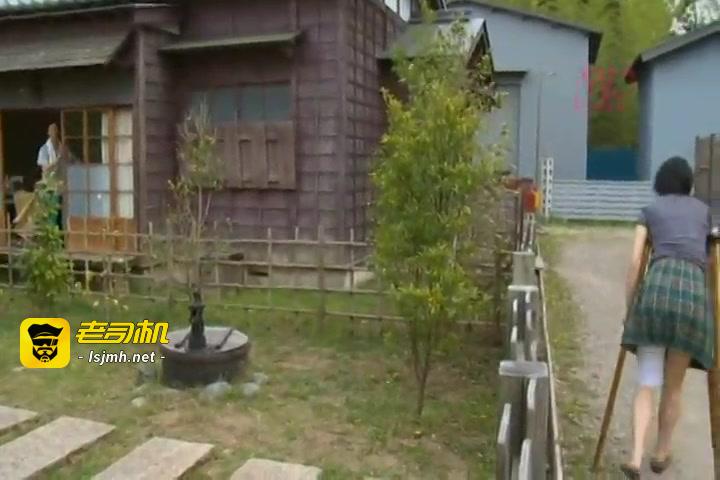 日本一猥亵的情色 沈溺在肉慾之中的妈妈/再婚家庭中经常有的糜烂情事 FAX-489 预览截图 11
