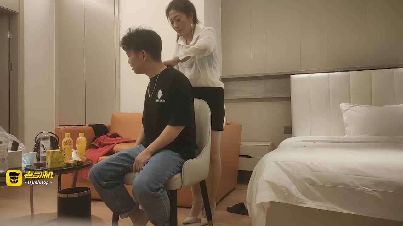 气质骚熟女人妻偷情,口活精湛技术熟练,被操得不停娇喘1 预览截图 11