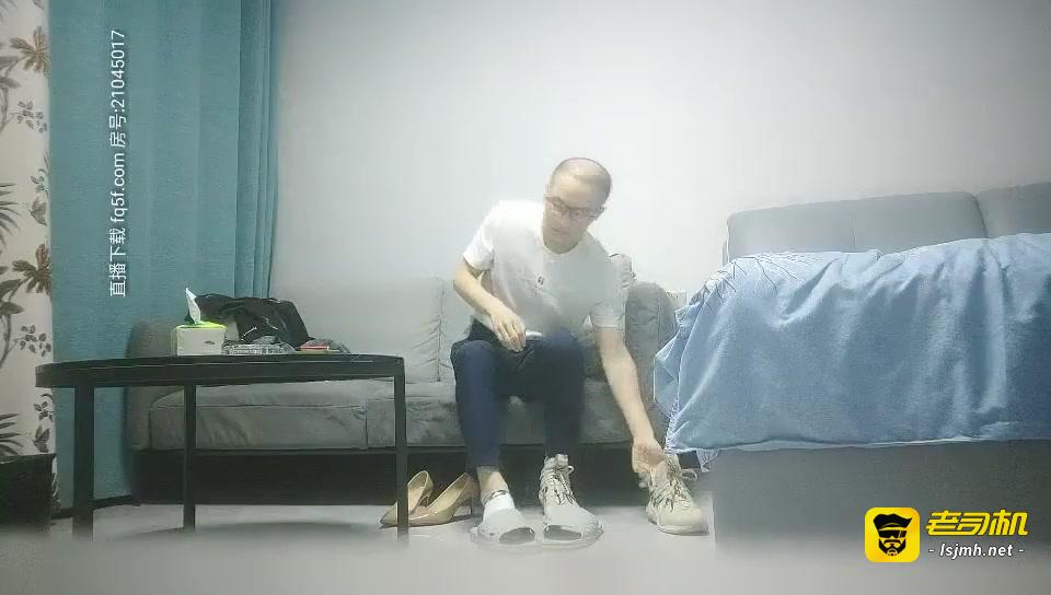 【B哥探花】极品甜美短裙小姐姐，修长美腿苗条身材，扭动屁股上下套弄，站立后入撞击 预览截图 2