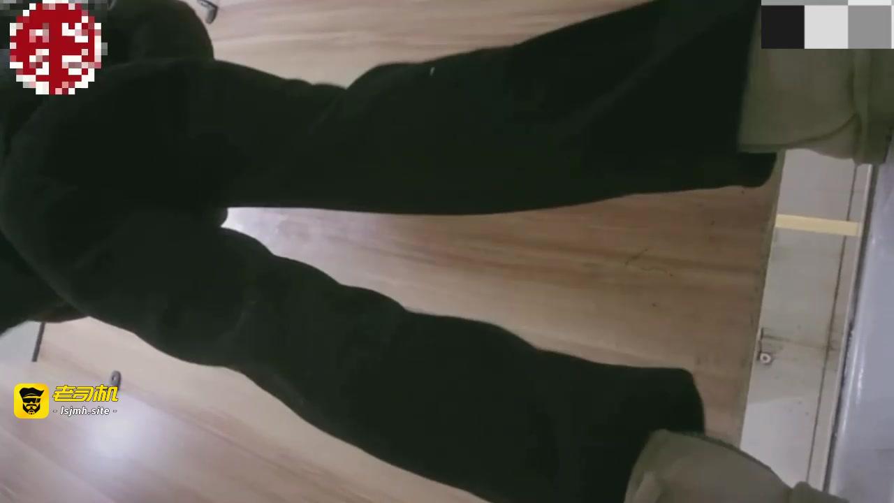 ⭐厕拍母女很像姐姐培训机构最美老师猎奇收藏⭐ 预览截图 3