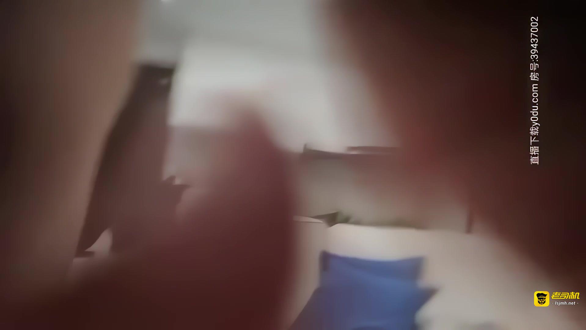 【千人斩探花】高颜值纹身吊带妹子,镜头前口交舔弄摸逼特写抬腿后人,性格美臀上位骑坐抽插 预览截图 1