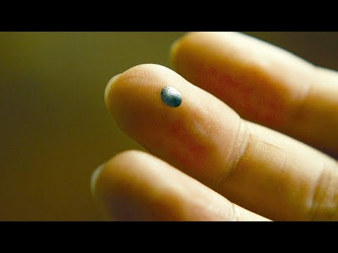 小伙划破了手，发现流出的血变成了水银，伤口还能自动愈合！《水银人》 视频封面
