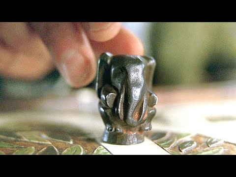一个恐怖的游戏！男孩一玩就是26年，一旦开始就不能停下！《勇敢者的游戏》 视频封面