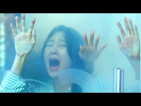 致命毒雾迅速扩散，人们来不及逃跑，就被灼伤内脏而死！《极限逃生》 视频封面