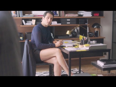 当女性主宰世界时，男人遭到各种调戏，却因有体毛被女人嫌弃！《男人要自爱》 视频封面