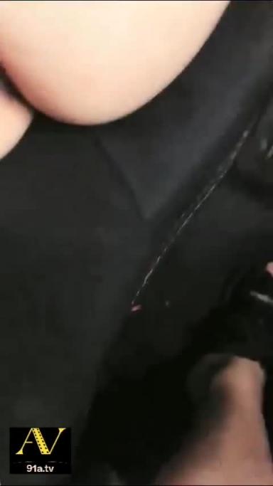 车震极品粉嫩无毛白虎少女~ 预览截图 4
