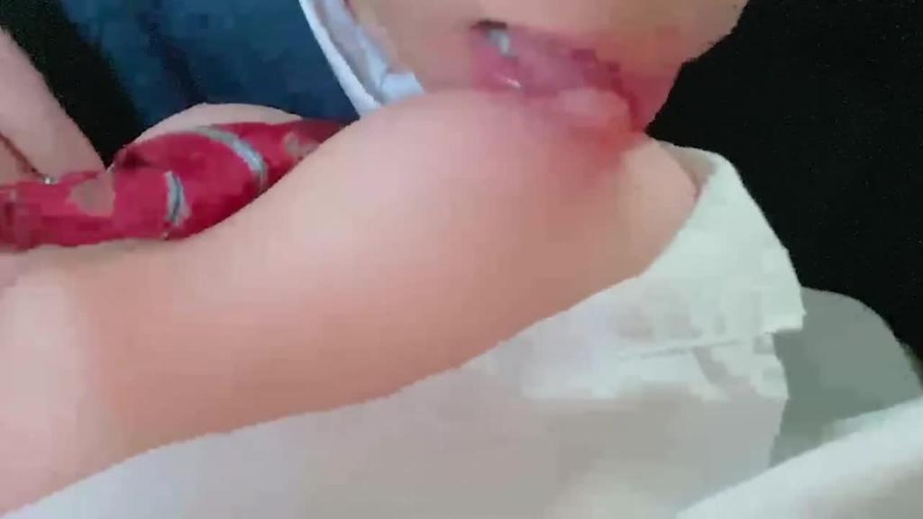 [女性] 那时。英俊的高中生连续舔她的胸部11分钟-aoidick1124 预览截图 7