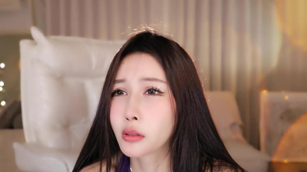 主播 anna-fay 情趣内衣搭鱼网黑丝 跳蛋怼穴激情浪叫 预览截图 10