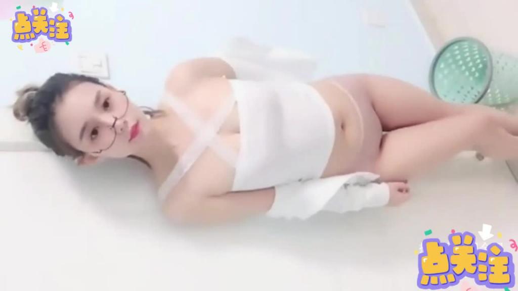 主播诱惑-极品肥臀嫩乳掰穴透气 预览截图 2