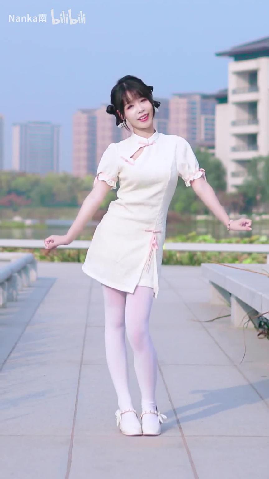 是超近距离的小旗袍吖~霜降 预览截图 3