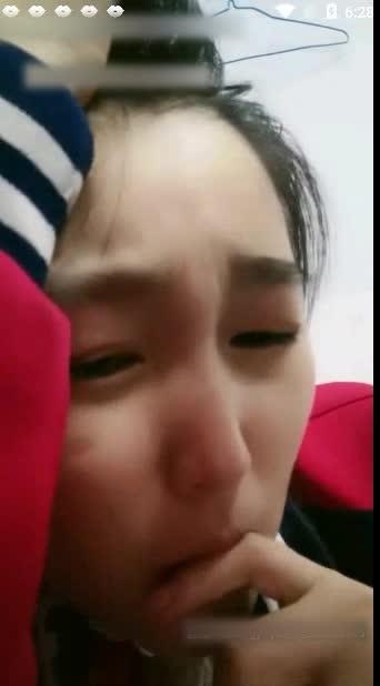 高中生在课堂上自慰,并偷偷直播 预览截图 1
