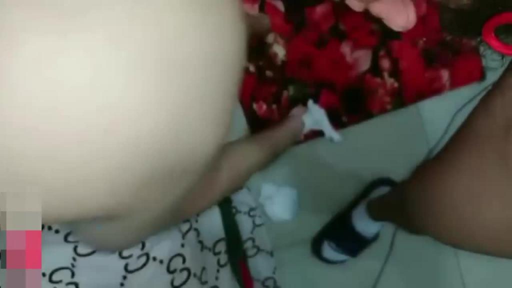 女婿和老丈人玩弄母女花_大茄子插逼_爆菊_母女互插_4人群p真疯狂 预览截图 8