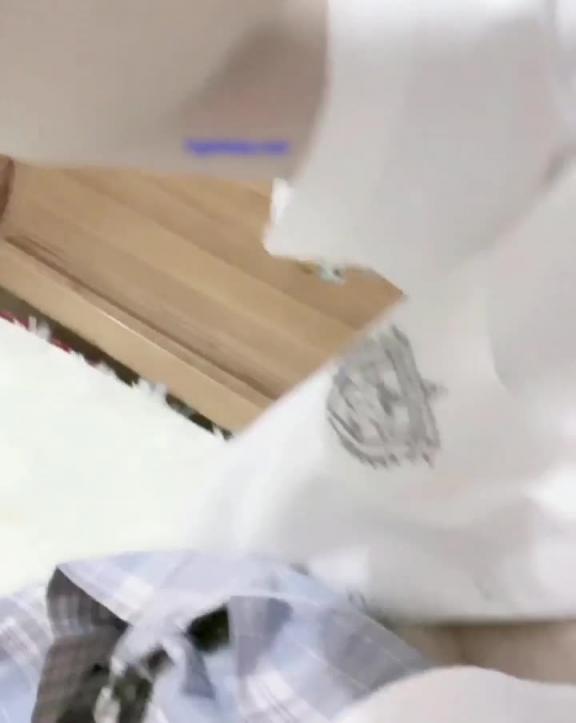 可爱学生妹在家寂寞自慰 预览截图 12