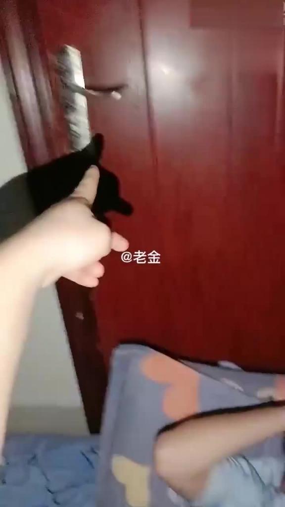 高中妹妹天生聋哑被表哥破处 预览截图 6