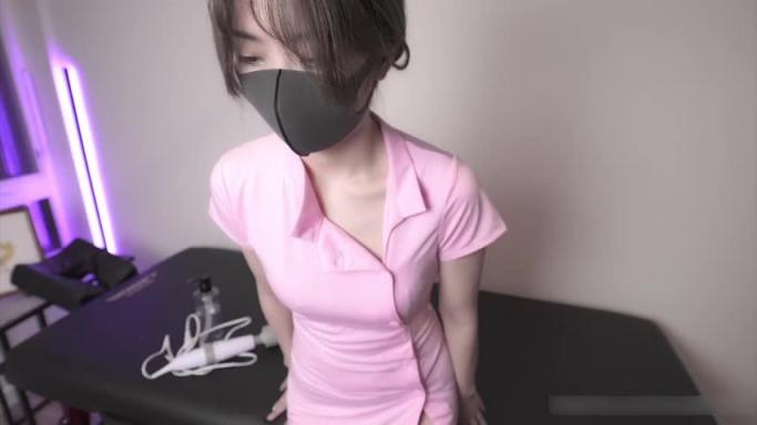 HongKong_DolI玩偶姐姐她的秘密3粉色护士服白丝爆操 预览截图 2