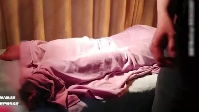 【真实女子SPA】自己家里老公不行，无处释放的性欲！ 预览截图 1