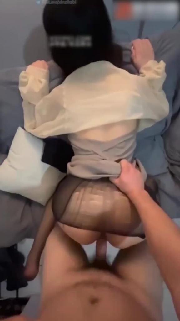 ★尊贵的劳斯莱斯车主·千金★顶级富家千金女·好爹配淫女·惨被渣男当成母狗 预览截图 8