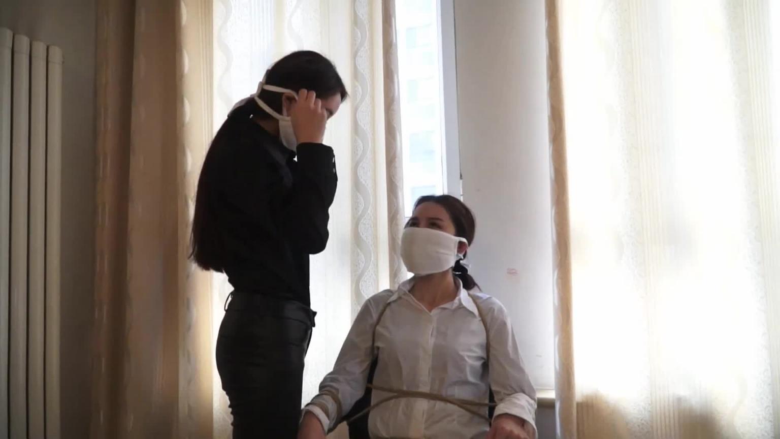 网拍情趣内衣2 结果被变态人犯强迫签约捆绑性侵沦为母狗 预览截图 7