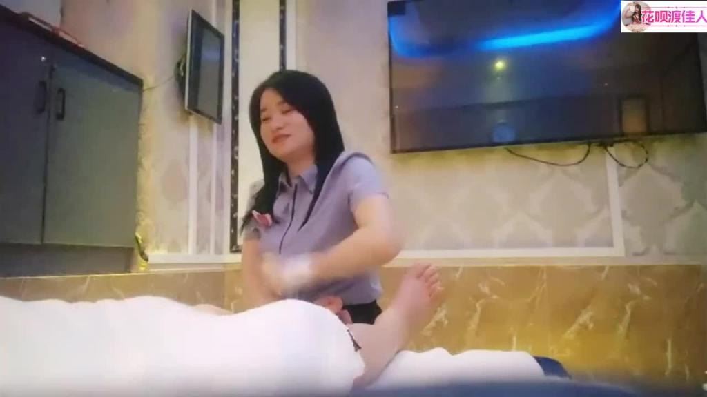 【勾搭良家技师】 浴足会所勾引良家少妇技师重金诱惑宾馆开房,尽情爆操美人妻 预览截图 6