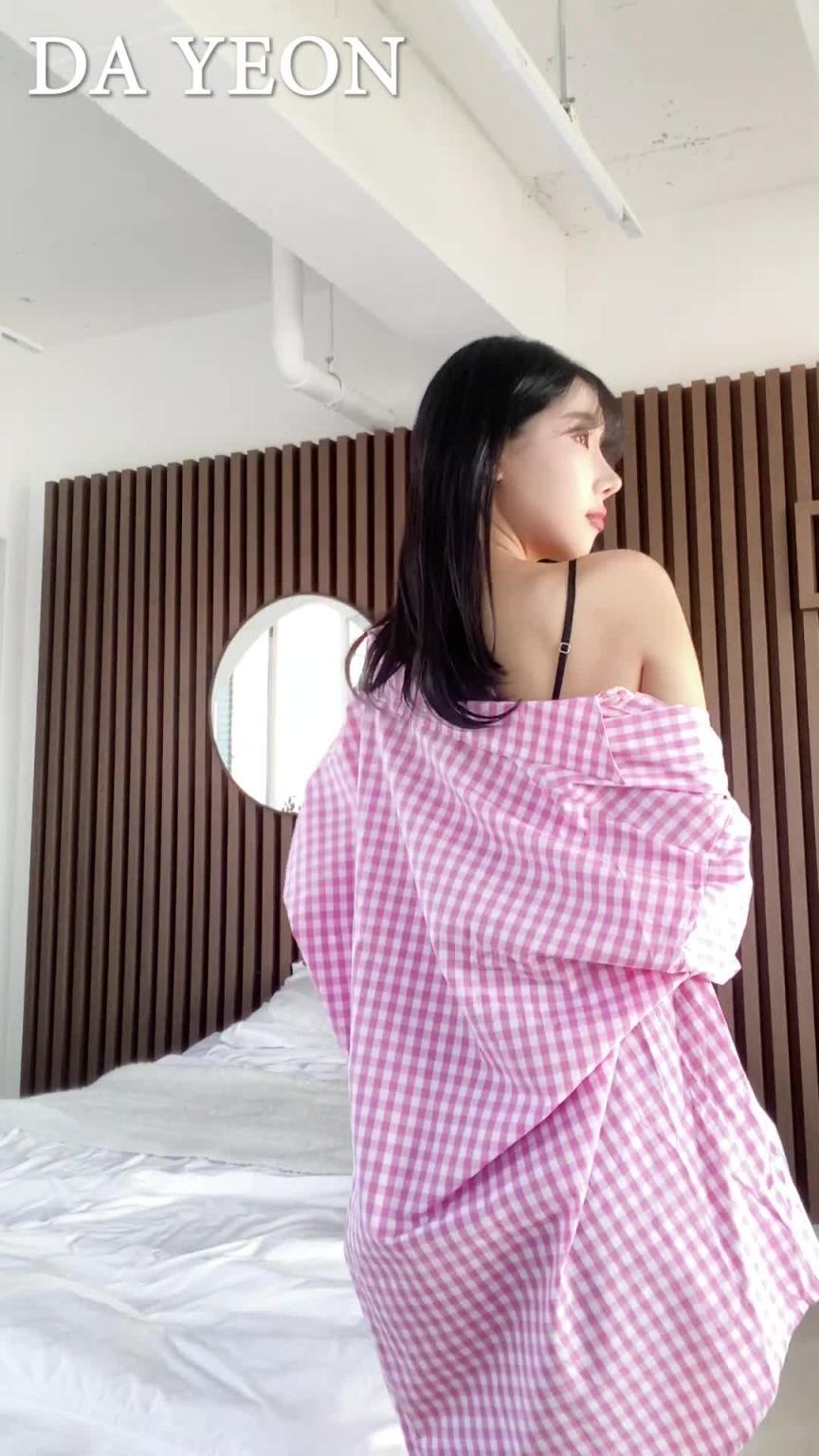 粉色蕾丝,同时展现可爱和性感的多妍模特迎接年末的Underware Lookbook拍摄现场lovely underwear outfit❤ 预览截图 3