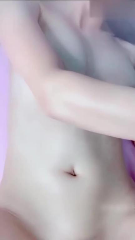真实破处!!多浆内射巨乳萝莉绫波丽完美露脸 预览截图 4