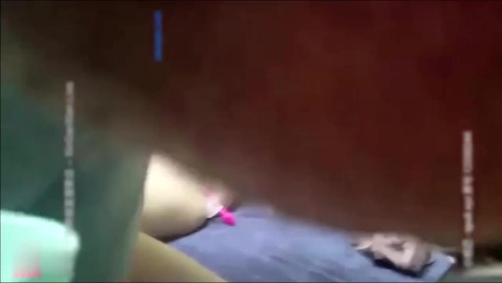 【真实女子SPA】20岁小妹妹惨遭色魔技师性侵 拿出跳蛋就开始玩弄小嫩逼 预览截图 5