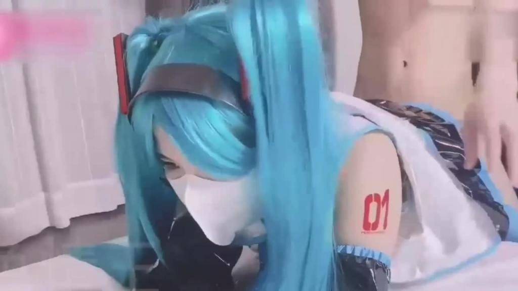 3/3双马尾白虎粉嫩小萝莉学生妹 COS初音未来游戏陪玩陪玩 预览截图 3