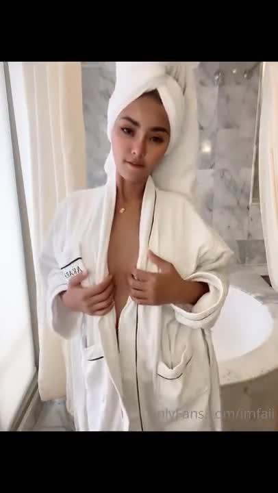 泰国大胸美女 imfaii(Im Faii) 反差婊网红黑料 预览截图 4