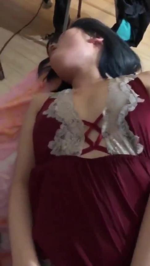 无奈的小淑妹。。 预览截图 8