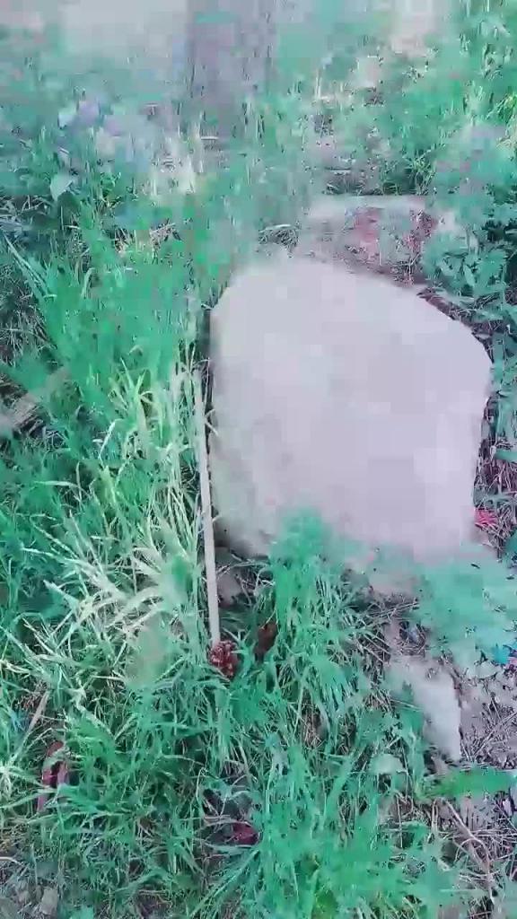 《职业钓屌人》四处勾搭农民,巨乳骚婊野外野合,差点没给老头坐死笑惨 预览截图 2