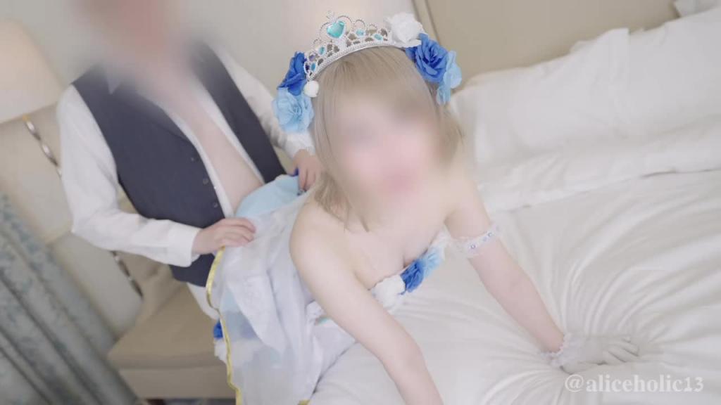 【Aliceholic13】Cosplay穿着婚纱与偶像做爱。1 预览截图 8