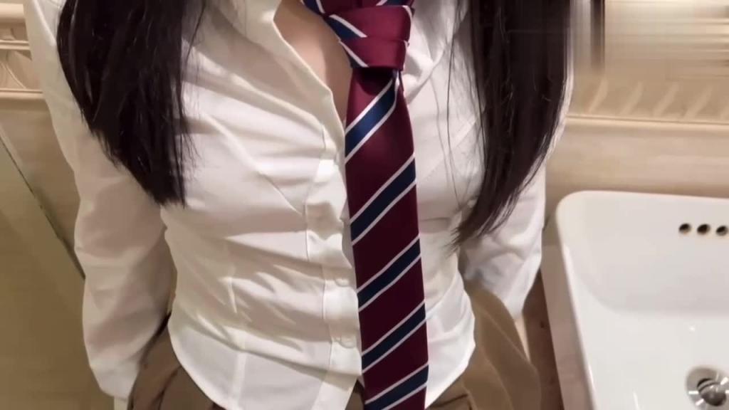 借宿我家的表妹 预览截图 1