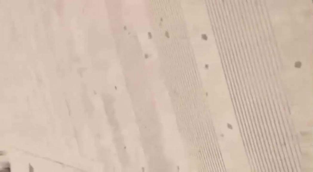 【涂鸦】街头射精各种场合的美女 预览截图 8