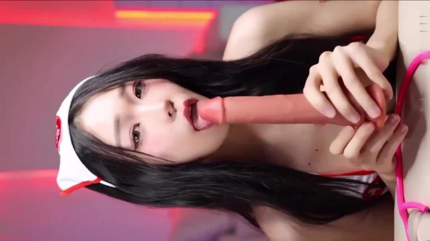 【泄密流出-高颜值女神骚舞自慰】电钻马达抽插骚穴,表情骚 预览截图 8