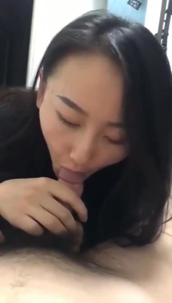 【反差婊】大四实习空姐扬萌萌 预览截图 5