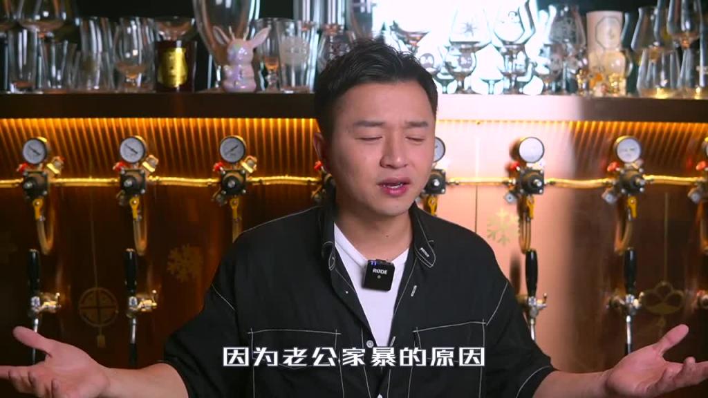 【麦当娜】所有女人的最终梦想,60岁睡了超过30个小鲜肉。萧亚轩MAX PRO,奶奶的快乐你想象不到。 预览截图 5
