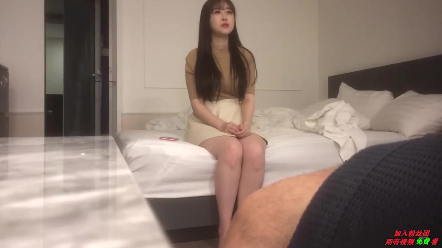 重磅泄密!小胖把表妹给操了!乱伦大戏呀 预览截图 3